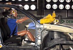 Jak bude vypadat crash test v budoucnosti?