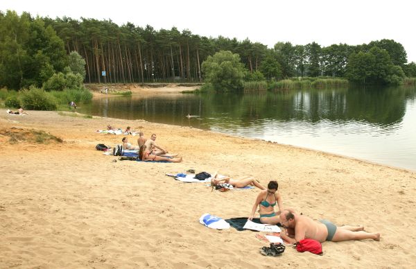 Poslanci hodlají prožít léto v Čechách, na chalupě nebo u vody.