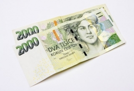 Víte, kdo je na dvoutisícové bankovce?