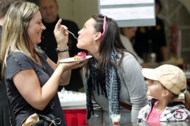 První den Prague Food Festivalu slavil v hradních zahradách úspěch.