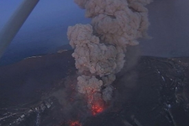 Eyjafjallajökull v dubnu paralyzovala letadla, Katla hrozí tímtéž.