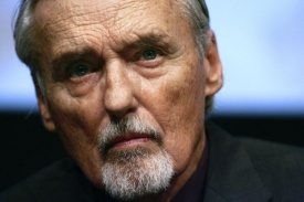 Herec Dennis Hopper zepřel po dlouho trvající rakovině prostaty.