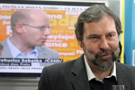 Radek John v čele Věcí veřejných si již klade podmínky.
