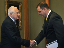 Václav Klaus přijme jako prvního Bohuslava Sobotku.