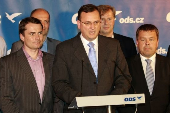 Vyvolení ODS: Petr Nečas, David Vodrážka a Petr Tluchoř.