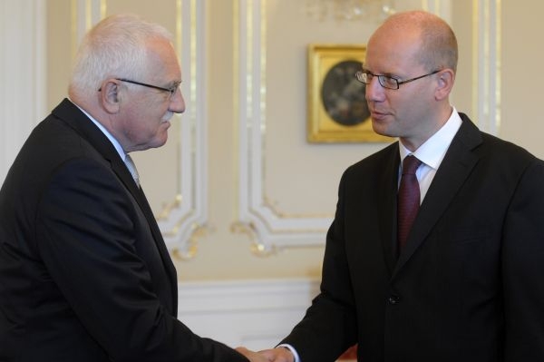 Prezident se sejde se zástupci pěti stran - ČSSD byla první.