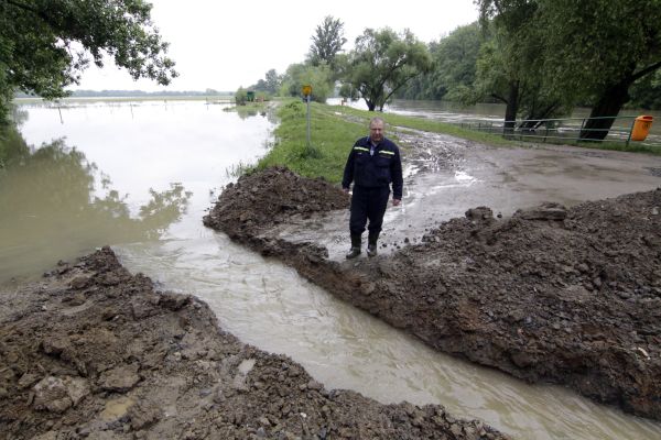 Po silném dešti mohou hladiny řek opět mírně vzrůst.
