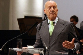 Sir Norman Foster.