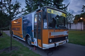 Základem kinobusu byl klasický linkový autobus.