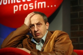 Za Krausovým odchodem prý stojí nedostatečně vysoký honorář.