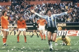 1978: Utkání mezi Argentinou a Holandskem. 1978: Utkání mezi Argentinou a Holandskem.
