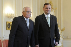 Nejblíže cíli je ODS v čele s Petrem Nečasem.