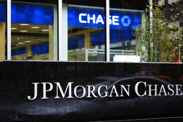 Bankovní gigant JPMorgan Chase dostal od Britů rekordní pokutu.