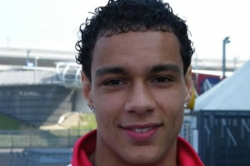 Nizozemský zadák Gregory van der Wiel.