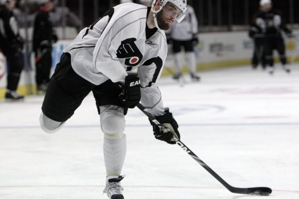 Ville Leino střelil vítezný gól Philadelphie.