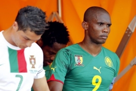 Samuel Eto´o (vpravo).