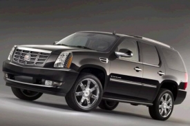 Cadillac Escalade je jedním z postižených vozů.