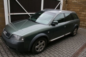 Lupiči kradli zejména vozy Volkswagen a Audi.