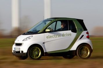 Smart Fortwo Electric Drive bude vyráběný sériově.