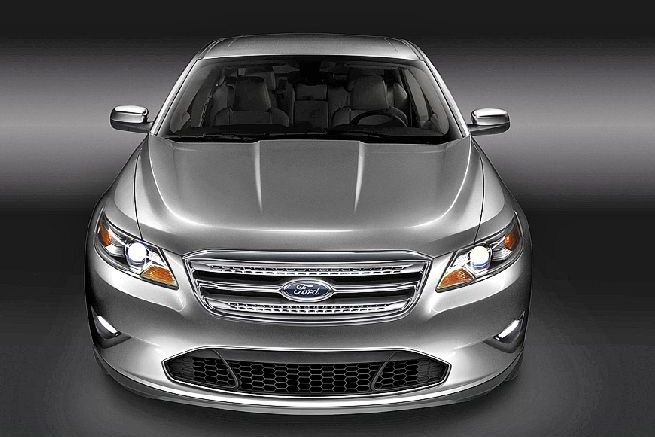 Ford Taurus, za oceánem jeden z oblíbených vozů.