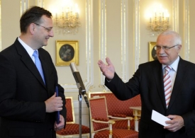 Asi nejdůležitější úkol hlavy státu - najít po volbách premiéra.