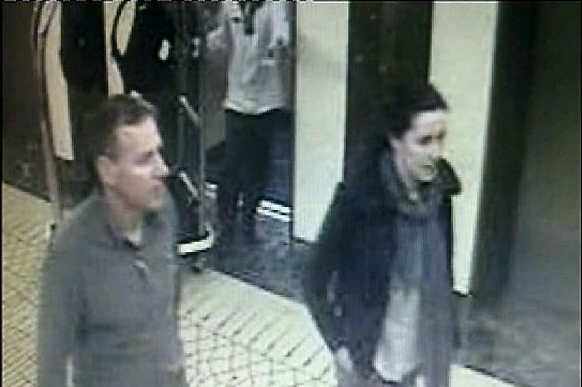 Záběr z bezpečnostní kamery dubajského hotelu.