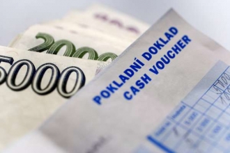 Stačí říct slůvko "terorismus" a lidská práva tají jako sníh.