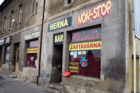 Pražský magistrát by chtěl herní automaty pouze v hernách. Pražský magistrát by chtěl herní automaty pouze v hernách.