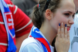Smutný pohled slovenské fanynky.