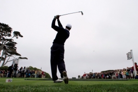 Tiger Woods při tréninku v Pebble Beach.
