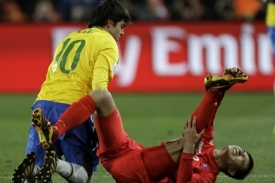 Křeč, to je zatím mistrovství. Ani Brazilci proti KLDR nepřesvědčili.
