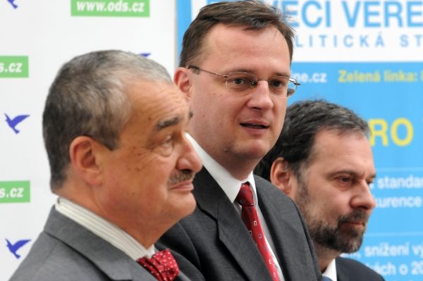 Kdo bude poskytovat půjčky na školné, zatím není zřejmé. 