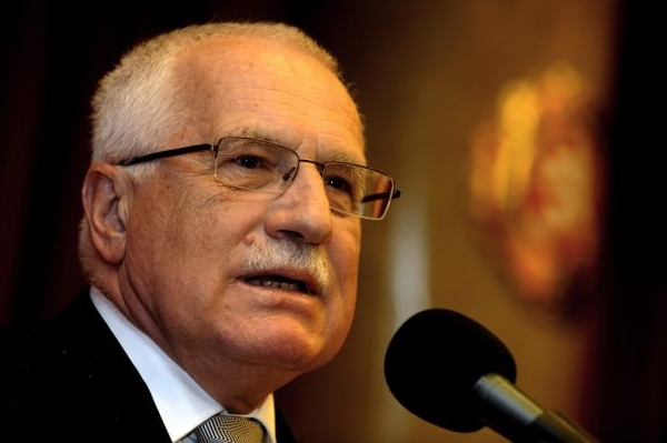 Prezident Klaus jmenuje nového guvernéra České národní banky.