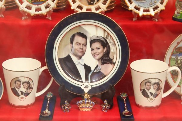 Suvenýry mají vynést miliardy. Suvenýry mají vynést miliardy.