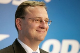Petr Nečas má plnou podporu Mirka Topolánka.