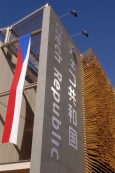 Prodej pavilonu by pokryl jeho nákladnou výstavbu. Prodej pavilonu by pokryl jeho nákladnou výstavbu.