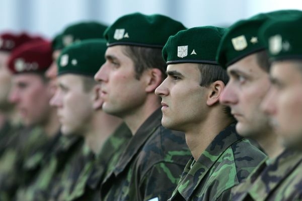 Bude nutné kvůli tomu udělat jakési personální kolečko. Bude nutné kvůli tomu udělat jakési personální kolečko.