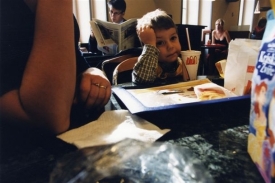 Děti mívají McDonald´s rády. I kvůli hračkám.
