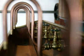 Vařit pivo se tu začalo až po revoluci, dříve byl pivovar opuštěný. Vařit pivo se tu začalo až po revoluci, dříve byl pivovar opuštěný.