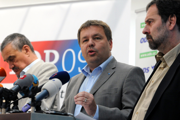 Koalice ODS, TOP 09 a VV chce zvýšit poplatky za zdravotnictví. 
