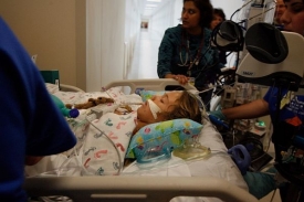 Německý soud řekl, že je možné člověka v komatu odpojit od přístrojů.