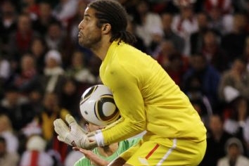 David James v akci. 