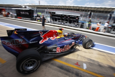 Red Bull opět dominoval. 