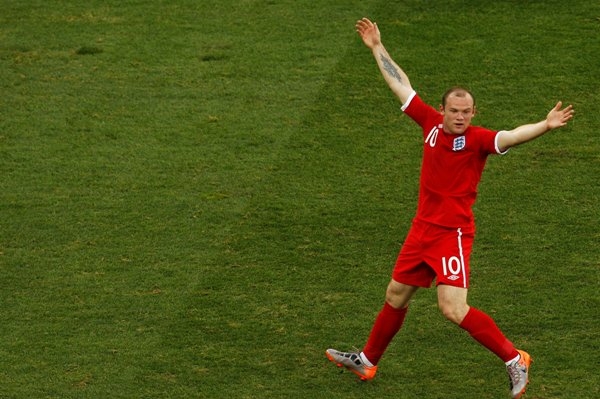 Wayne Rooney zatím v Africe nezáří.