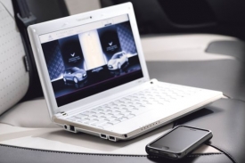 Citroën umožňuje internetové připojení v autě.