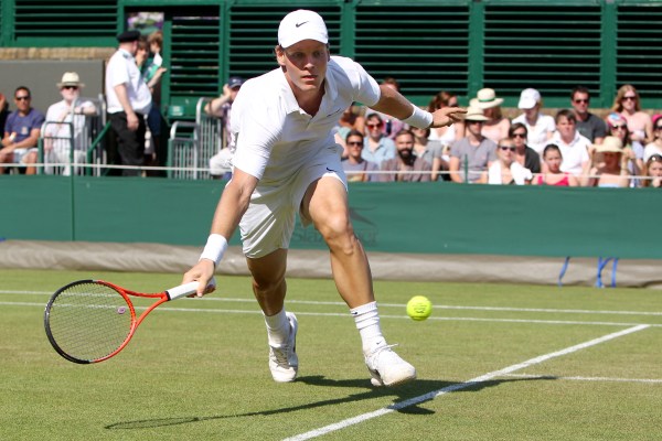 Zvládne Tomáš Berdych konečně nástrahy centrkurtu?