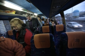 Část českých turistů může potkat nepříjemné zdržení.