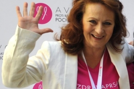 Herečka Simona Stašová.