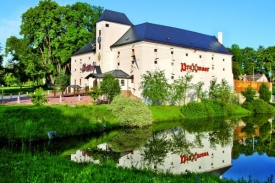Strašidelný zámek DraXmoor.
