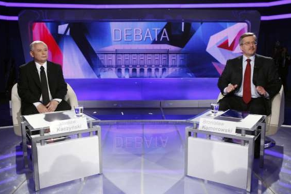 Volební debata na obrazovce polské televize.